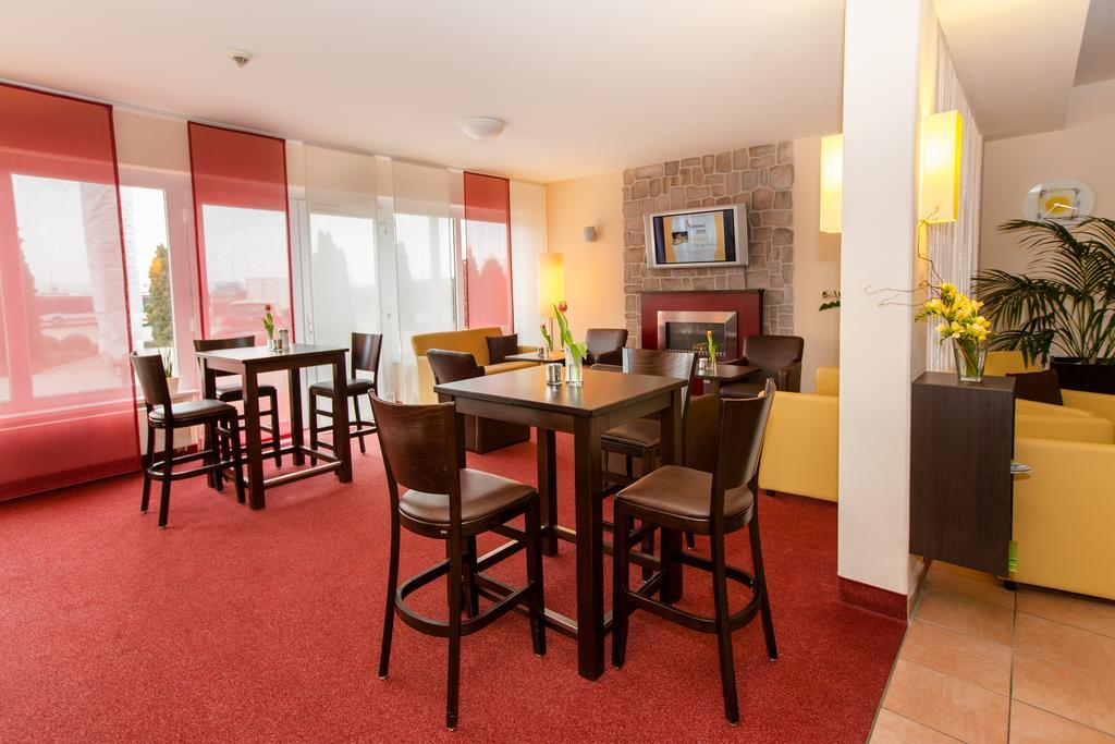 Montana-Hotel Ellwangen Dış mekan fotoğraf