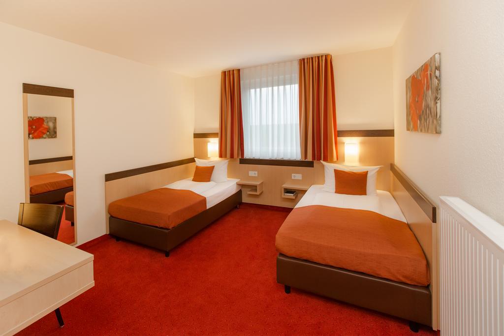 Montana-Hotel Ellwangen Dış mekan fotoğraf